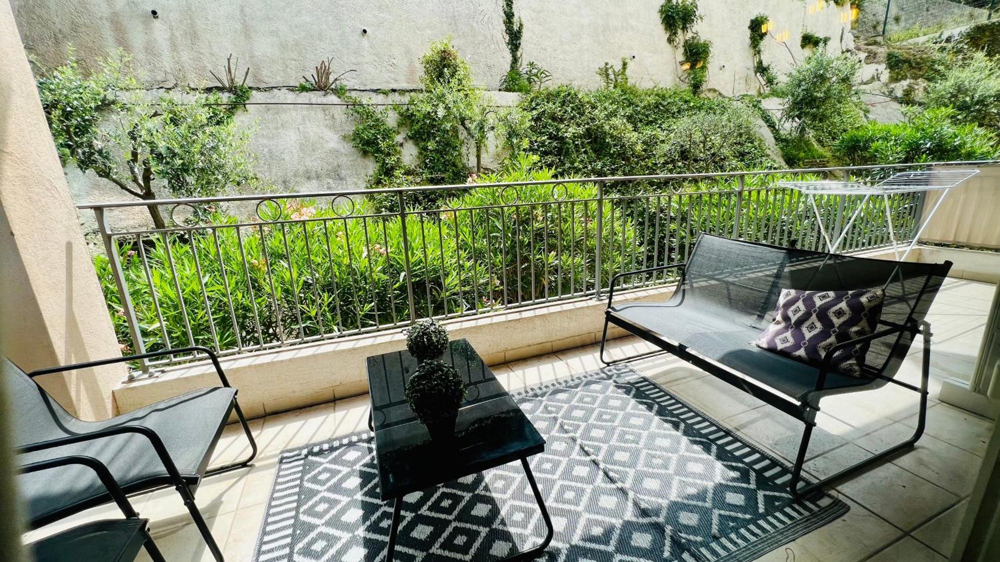Apartment La Ondine - Spacieux Sur Les Collines Nicoises - Piscine - 2 Parkings - Clim - Wifi *